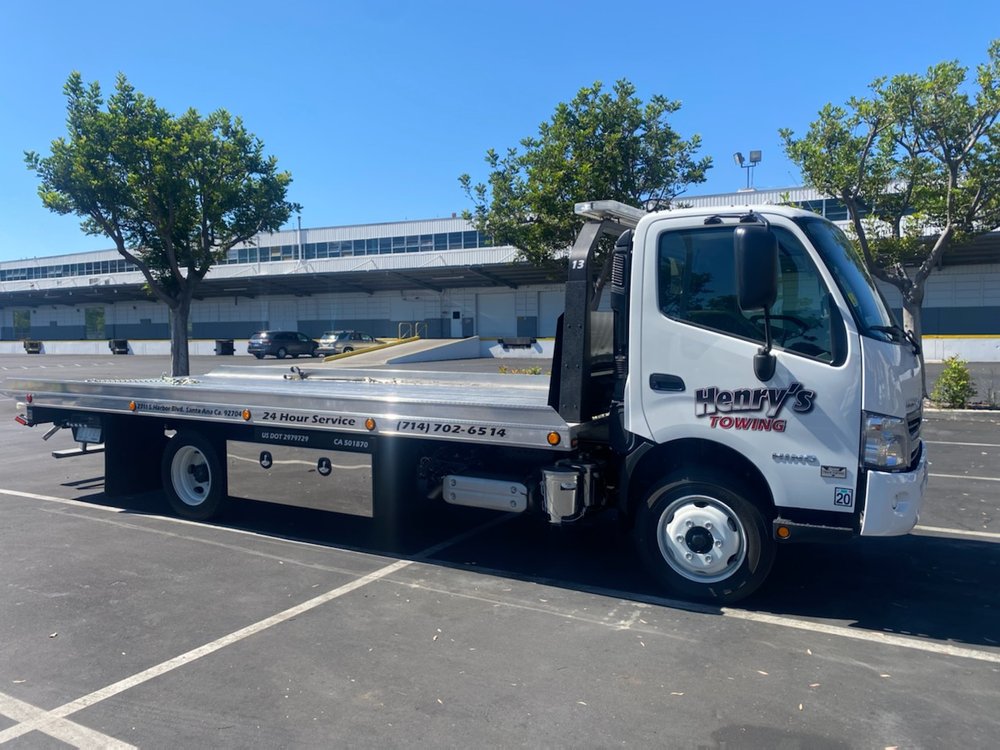 car recovery service in Santa Ana