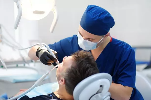 Emergency tooth extraction in Agoura Hills